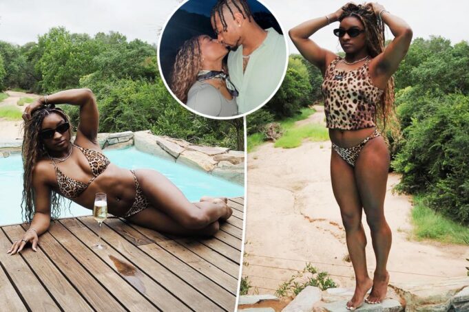 Симона Билз позирует у бассейна в бикини с леопардовым принтом во время медового месяца в Южной Африке: «Мяу»