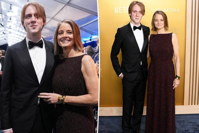 26 -летний сын Джоди Фостера Чарли появляется редко появляется в Sag Awards 2025 с актрисой мамой