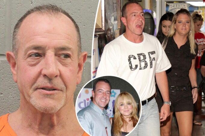 Папа Линдси Лохан, Майкл, ударил защитным орденом после якобы нападения на отчужденную жену