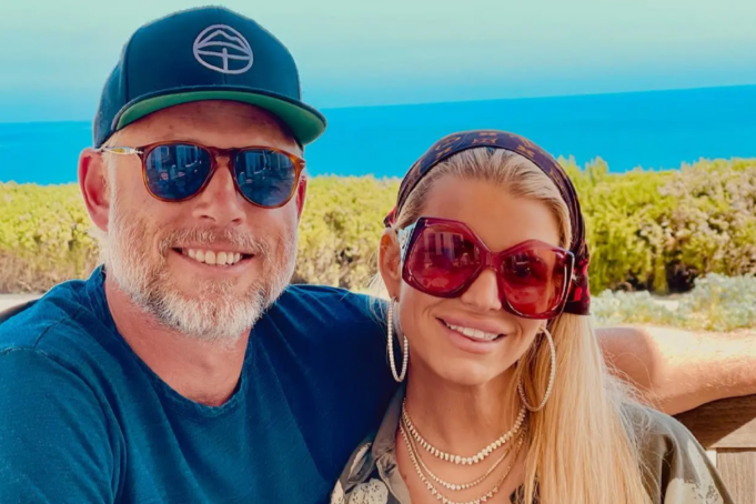 Джессика Симпсон рассказывает о тесной связи с Эриком Джонсоном на фоне развода