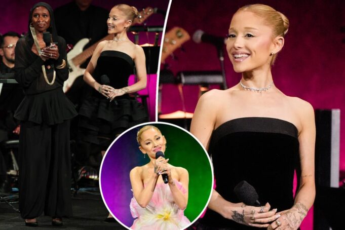 Ариана Гранде качает фирменный розовый розовый цвет Глинды в Cinemacon ‘Wicked: для хорошего «покана