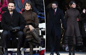 Жена мэра Нью-Йорка Зохрана Мамдани, Рама Дуваджи, на инаугурации облачилась в пальто с меховой отделкой и ботинки на шнуровке.