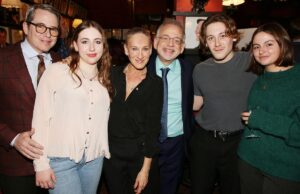 Сара Джессика Паркер и Мэттью Бродерик редко появляются со всеми тремя детьми