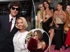 Дженнифер Лопес, Сидни Суини, Хейли Бибер и многие другие празднуют вечеринку «Золотой глобус» журнала W Magazine в Chateau Marmont